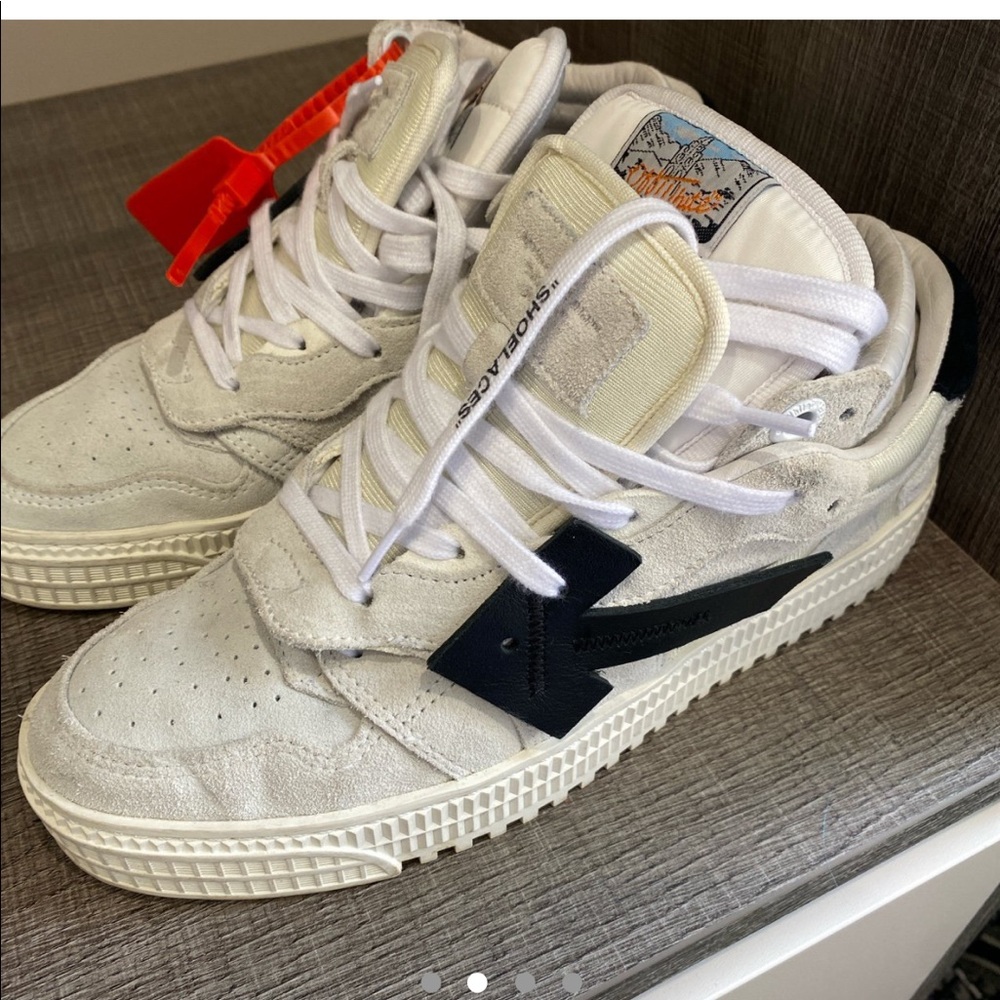 Off-white off court low
